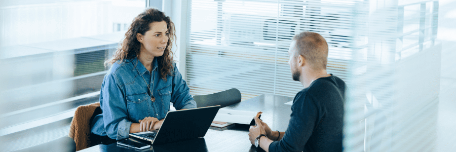 A female recruiter interviews a potential job candidate