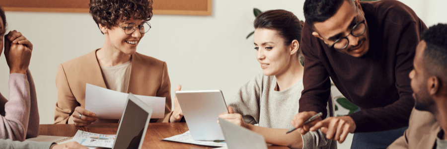 Celebrating National PEO Week: How Brokers and SMBs Benefit From a PEO Partner